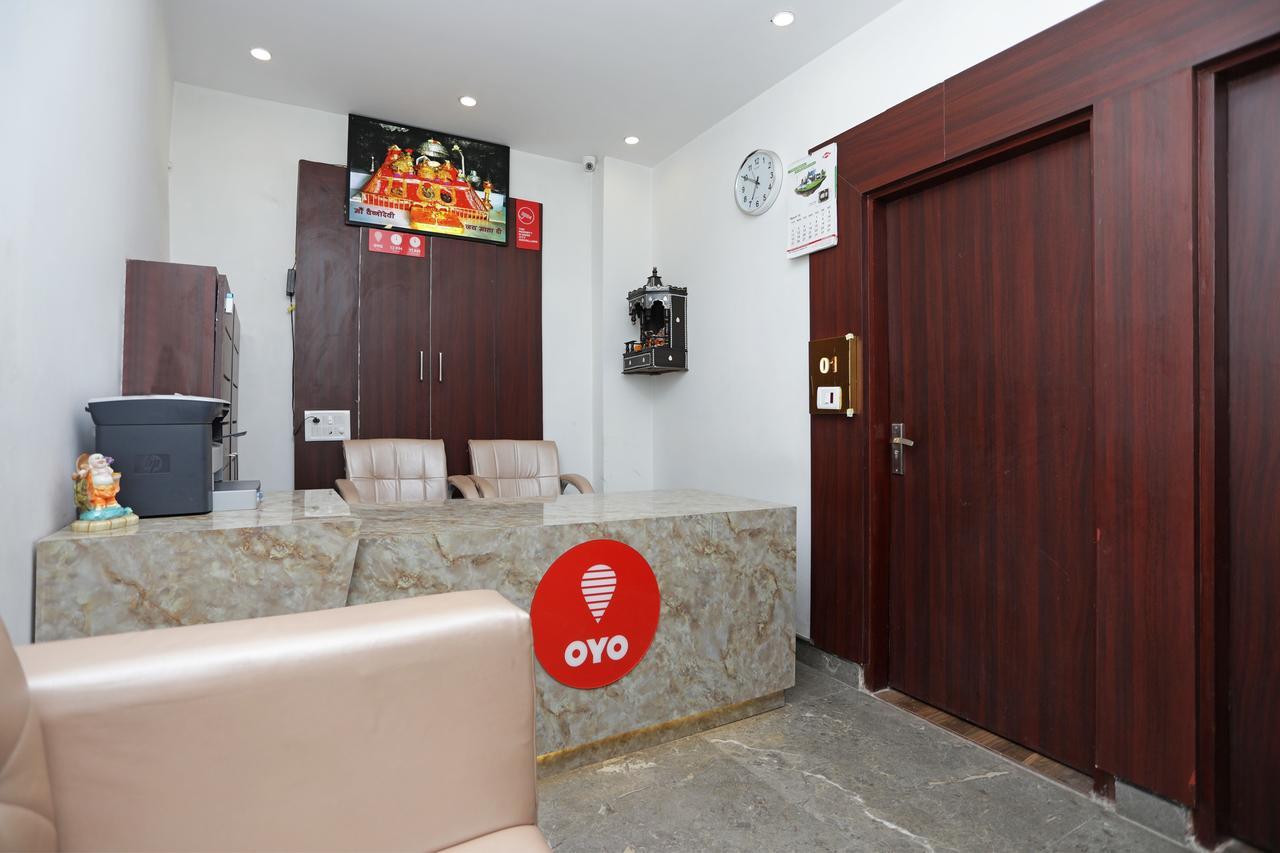 Hotel Corner Point Yeni Delhi Dış mekan fotoğraf